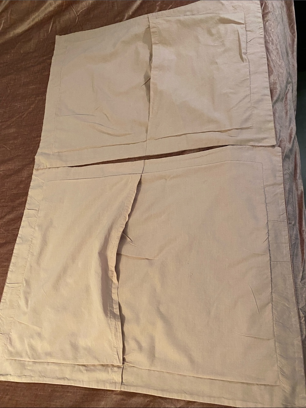 Pottery Barn Velvet Duvet Cover and Two Shams - Picture 6 of 12